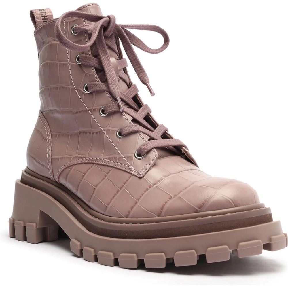 Combat boots